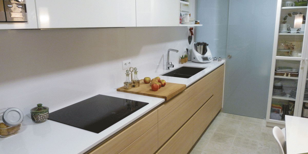 Hogar diez: La reforma de una cocina cálida y moderna