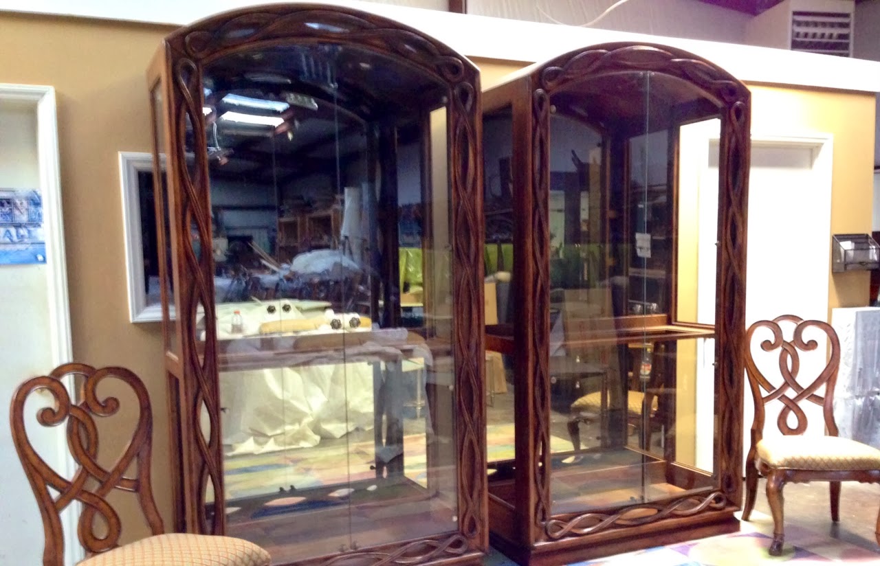 I Will Sell it 4 U on ebay Henredon Furniture china/ bunching curio