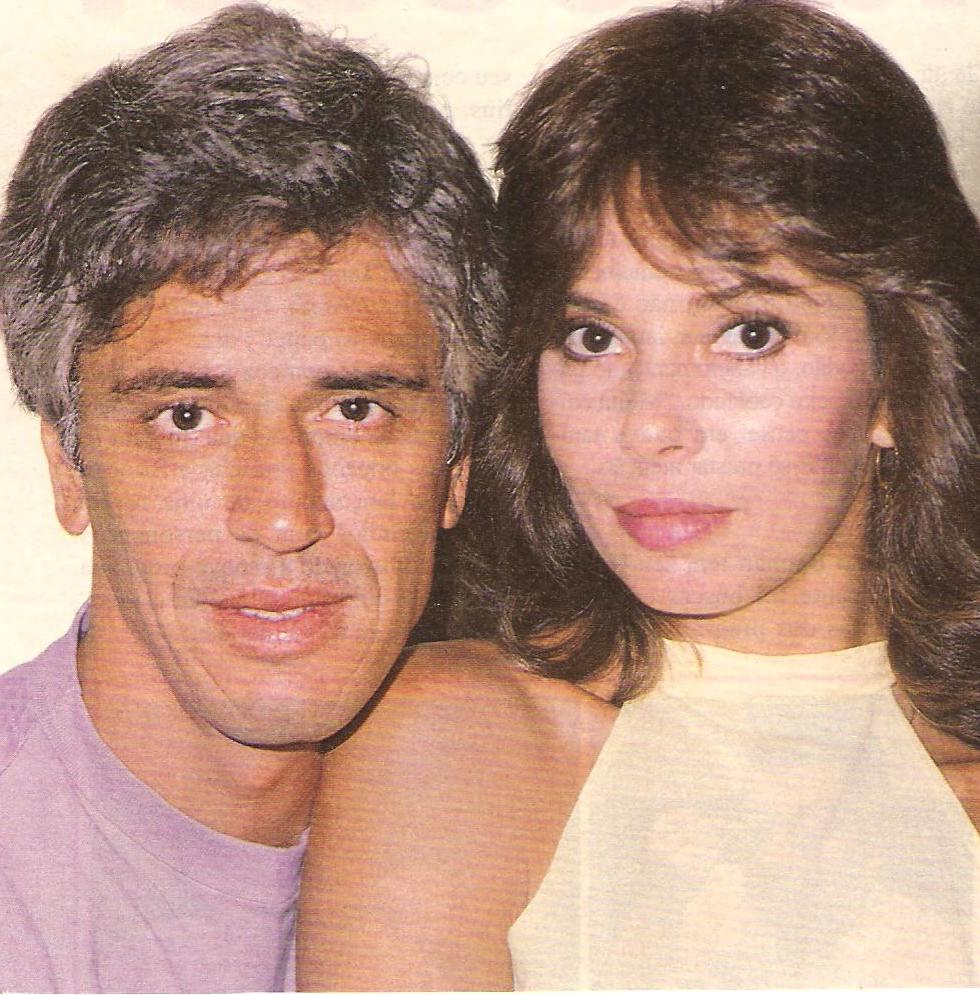 revista amiga & novelas A GATA