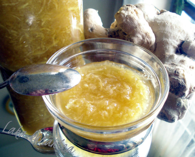 Fresh ginger and honey remedy by Laka kuharica for boosting your immunity.