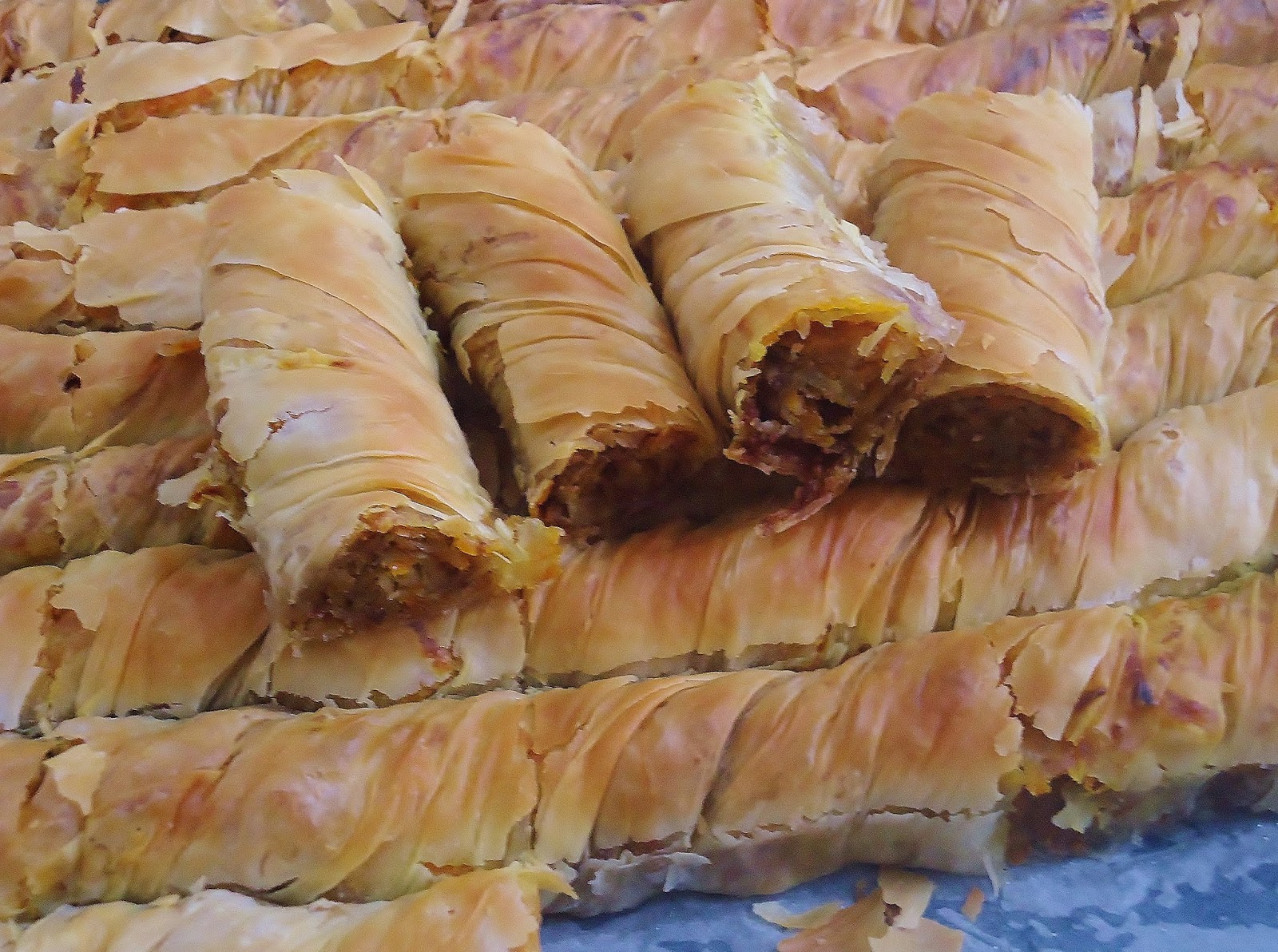 Birsel ve İrem Kabak (Balkabağı) Kıvırması (Tatlı Börek)