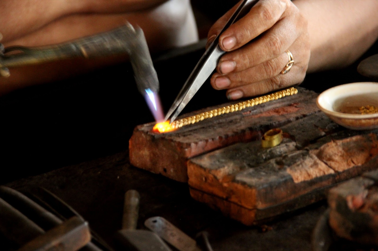 World through lenses Jewellery making in Kampot, Cambodia