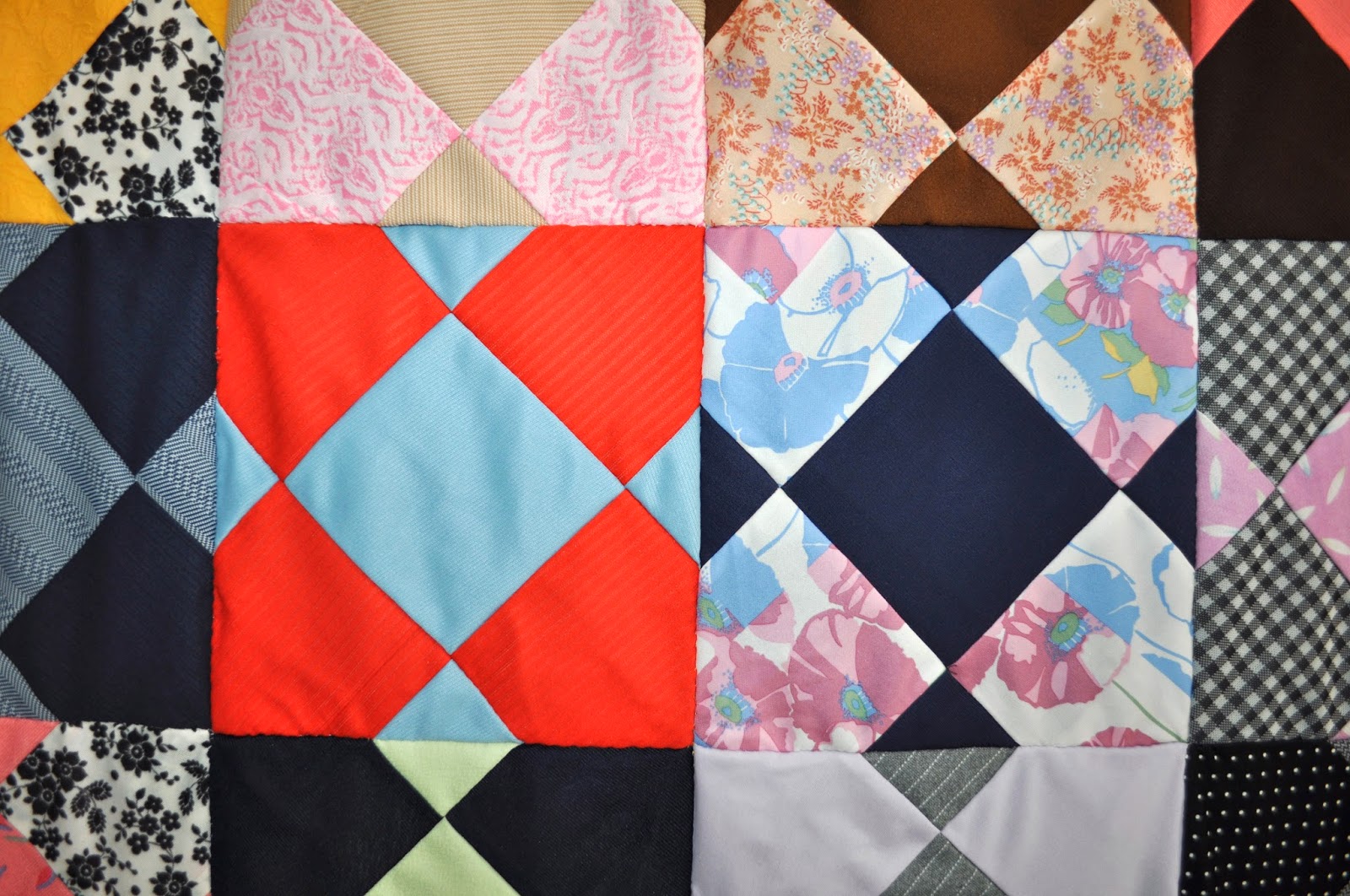 Wonkyworld reversible polyester double knit quilt