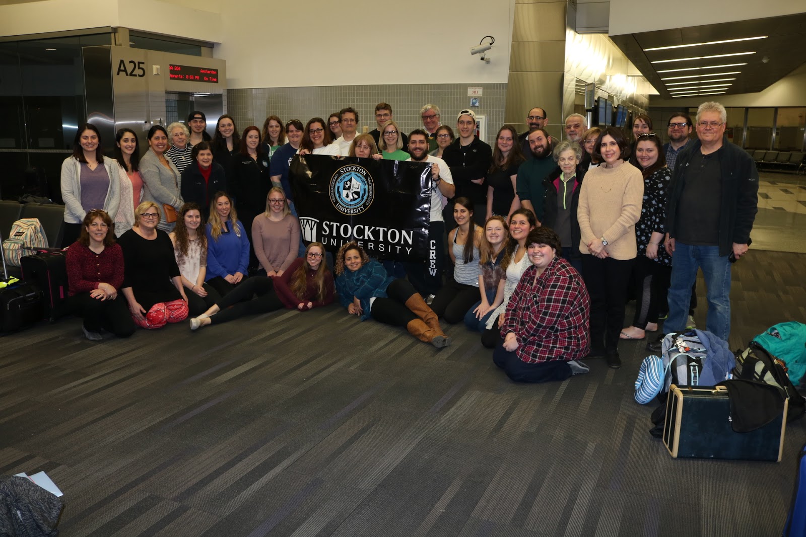 Stockton University Faculty Led Program Spring Break 2017:: Initiating
