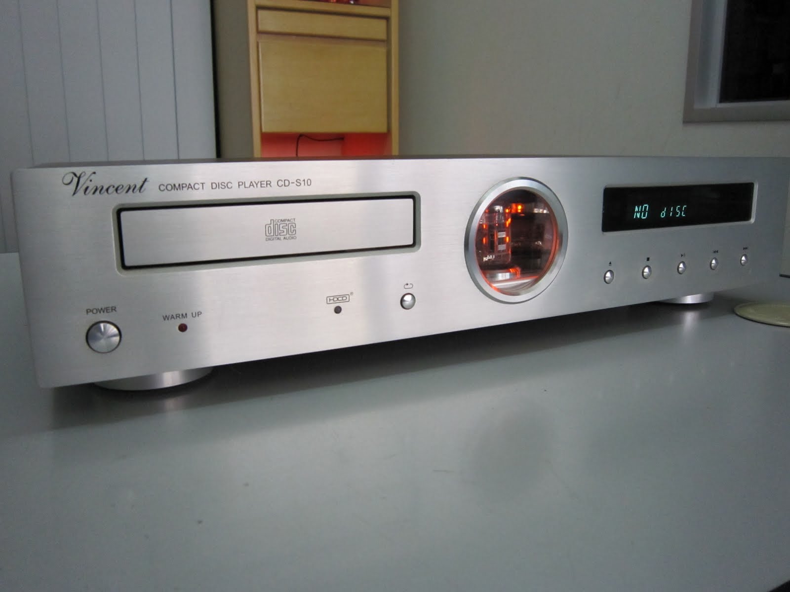 Happy Audio Visual Vincent CDS10 CD player (used) sold