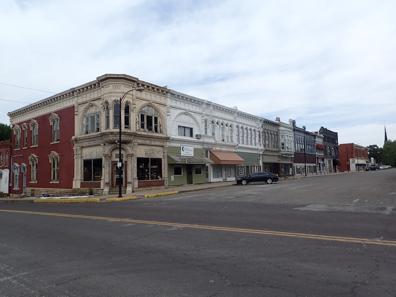 Riding my bicycle from Los Angeles to Boston, again! XC17 Kirksville