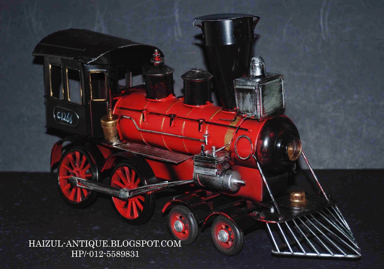 HAIZULANTIQUE HANDMADE ANTIQUE MODEL TRAIN 1906 STEAM TRAIN (SOLD)