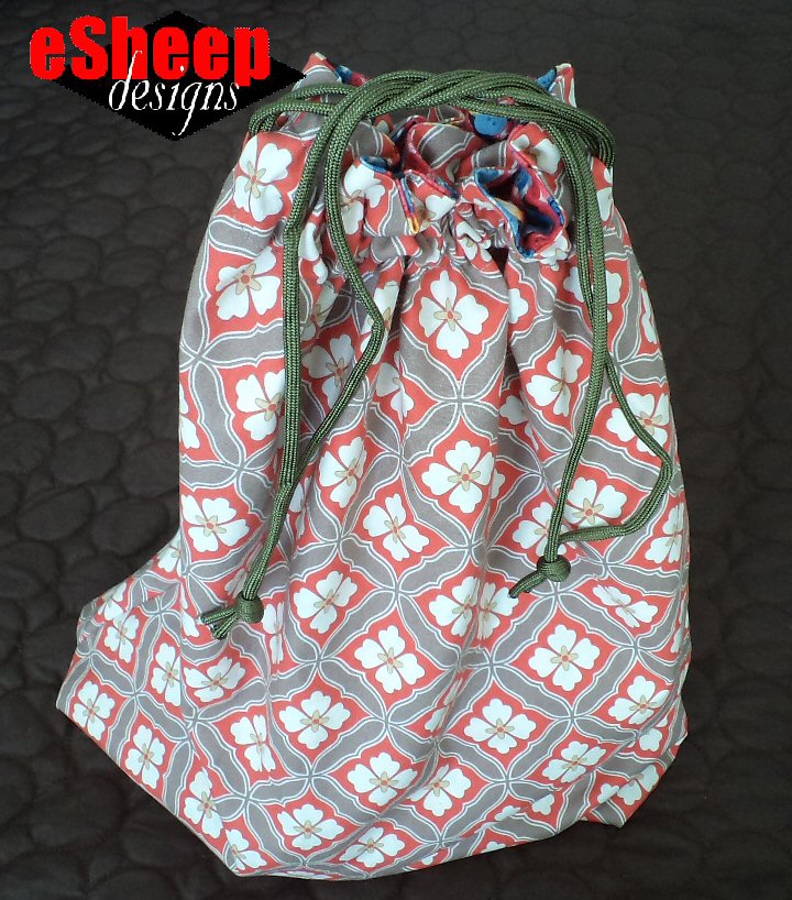eSheep Designs: Quasi-Tutorial: Easiest Ever Reversible Drawstring Bag