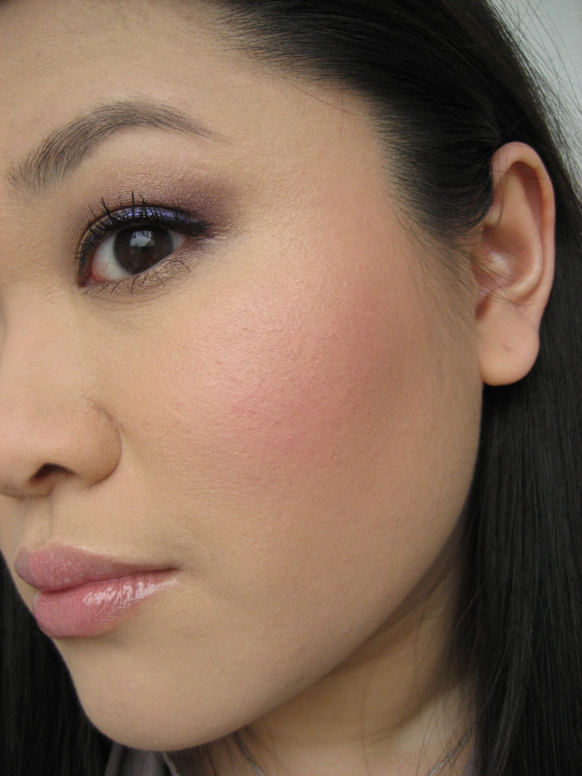 delicate hummingbird. NARS blushes revisited! 12 Zen.