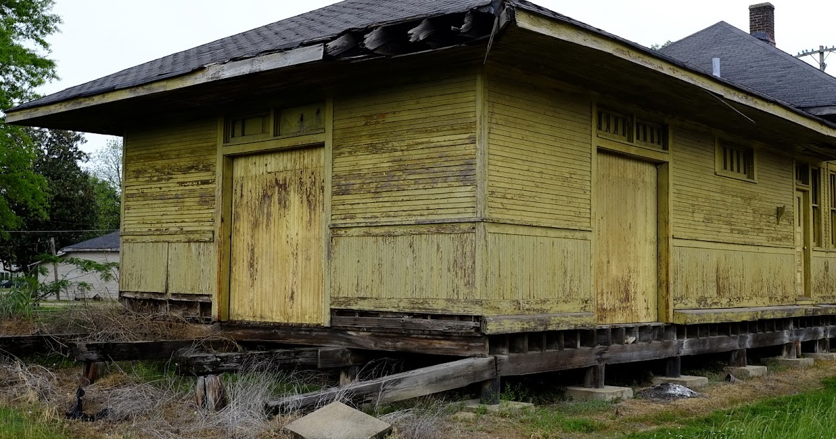 Urban Decay The Mississippi Delta 20 b and the b Depot