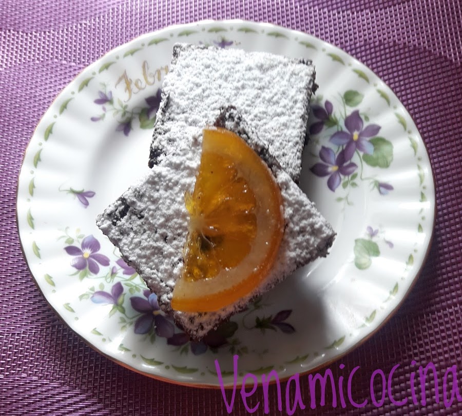 Brownie con Naranja y Nueces