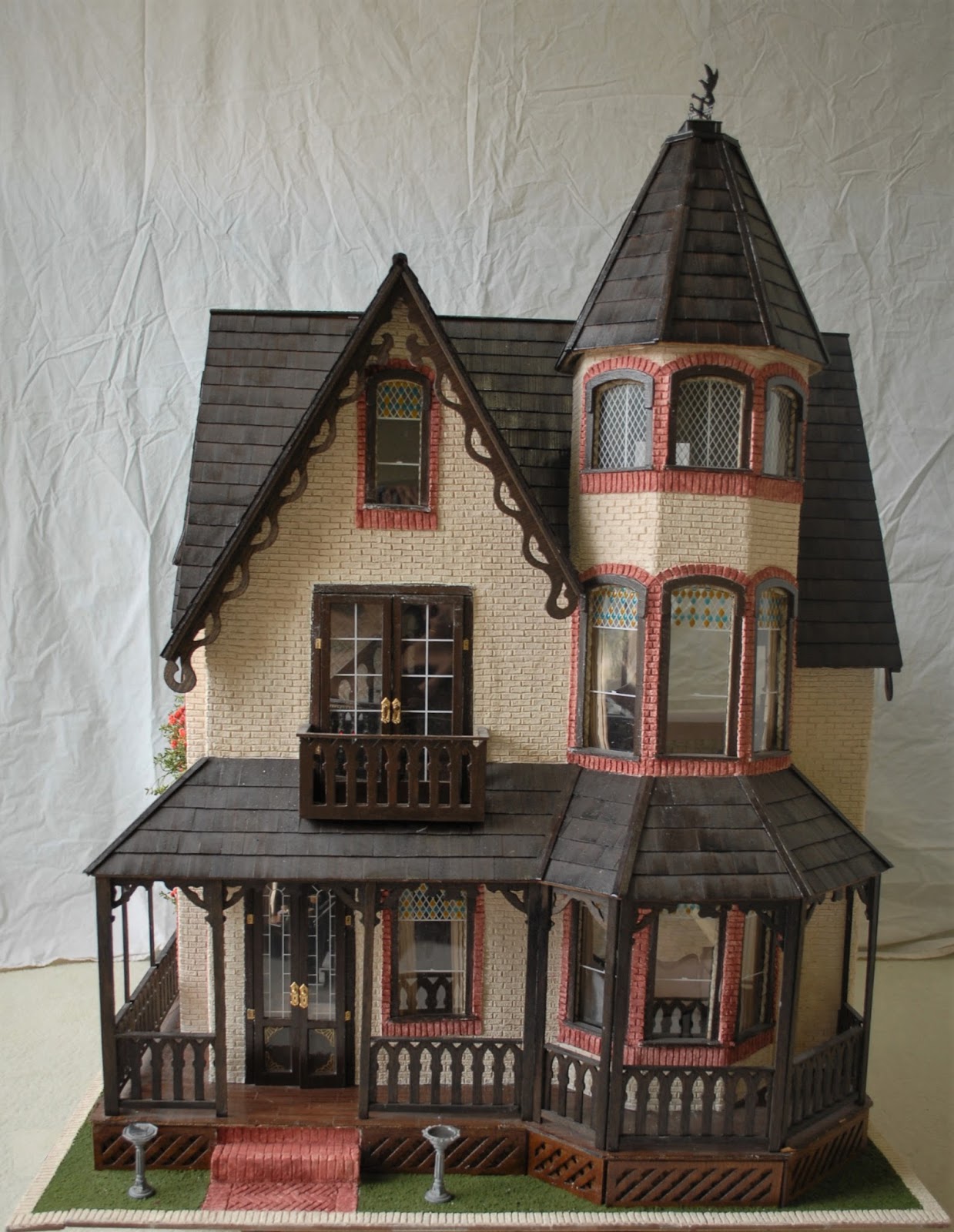 the garfield dollhouse