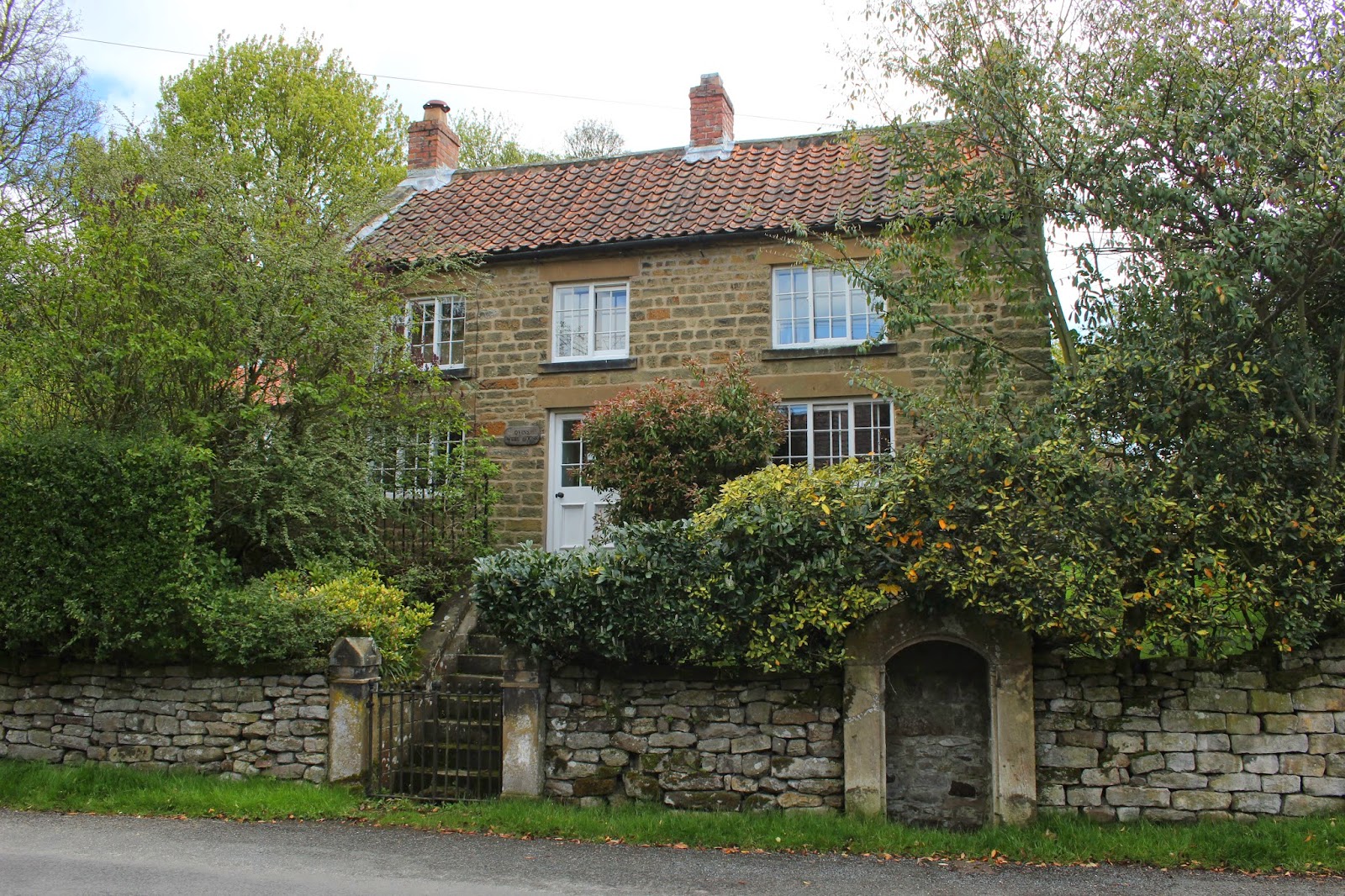 ANTECEDENT ARCHITECTURE Houses of the North York Moors Lastingham
