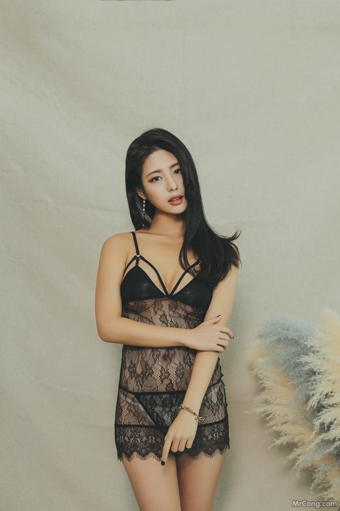 Beautiful Jung Yuna in underwear photos November + December 2017 (267 photos) photo 3-15