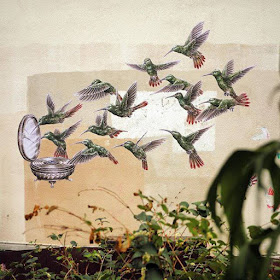01-Hummingbirds-compact-mirror-Steeven-Salvat-www-designstack-co