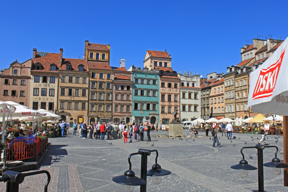 Captain Ahab's Watery Tales: Warsaw Old Town