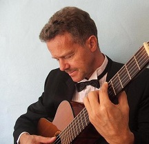 Gary Deacon Solo Guitarist