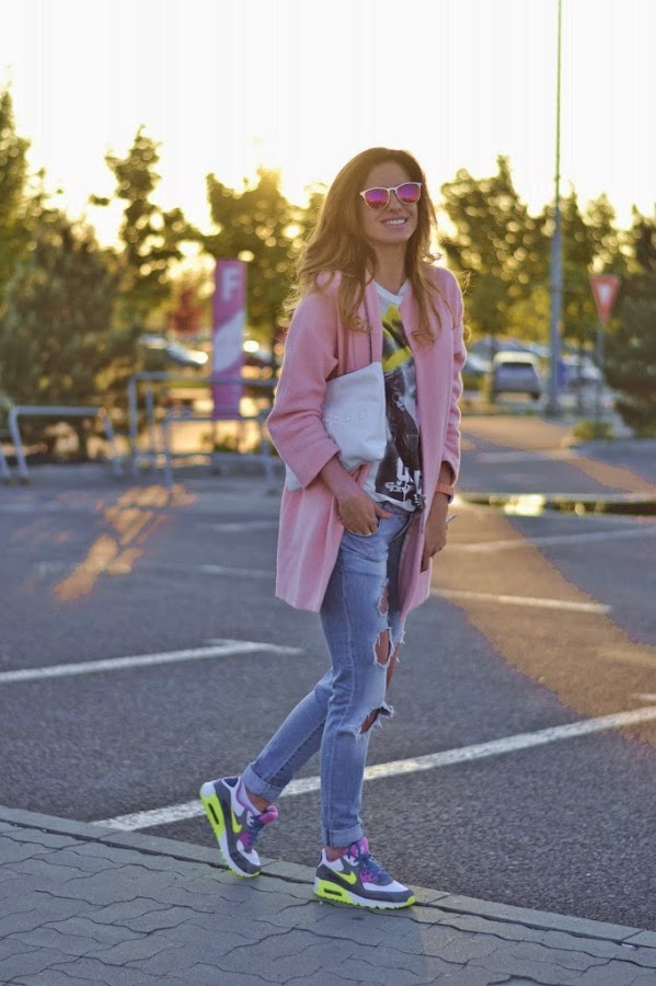 abrigo rosa deportivas