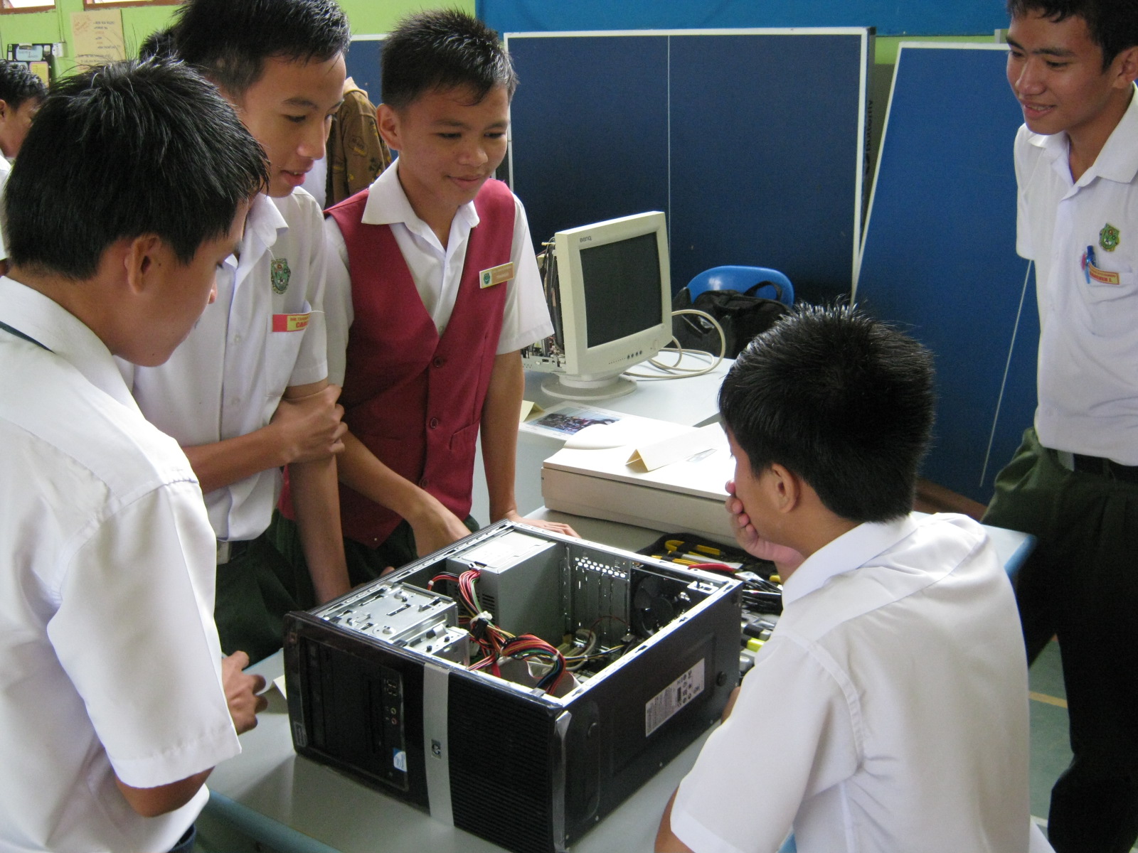 Koperasi SMK Tandek Pameran ICT Semekta Sempena Bulan 