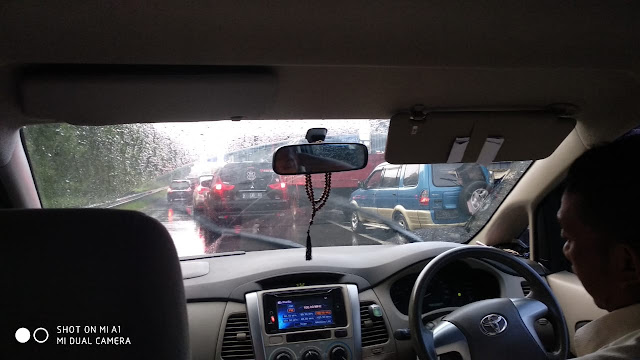 Kemacetan di jalan Tol Surabaya Gresik dan Sebaliknya