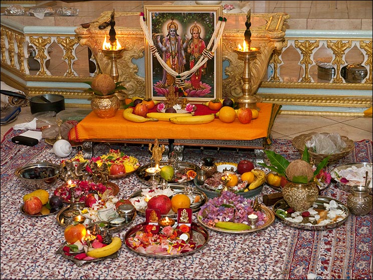 holi puja rituals