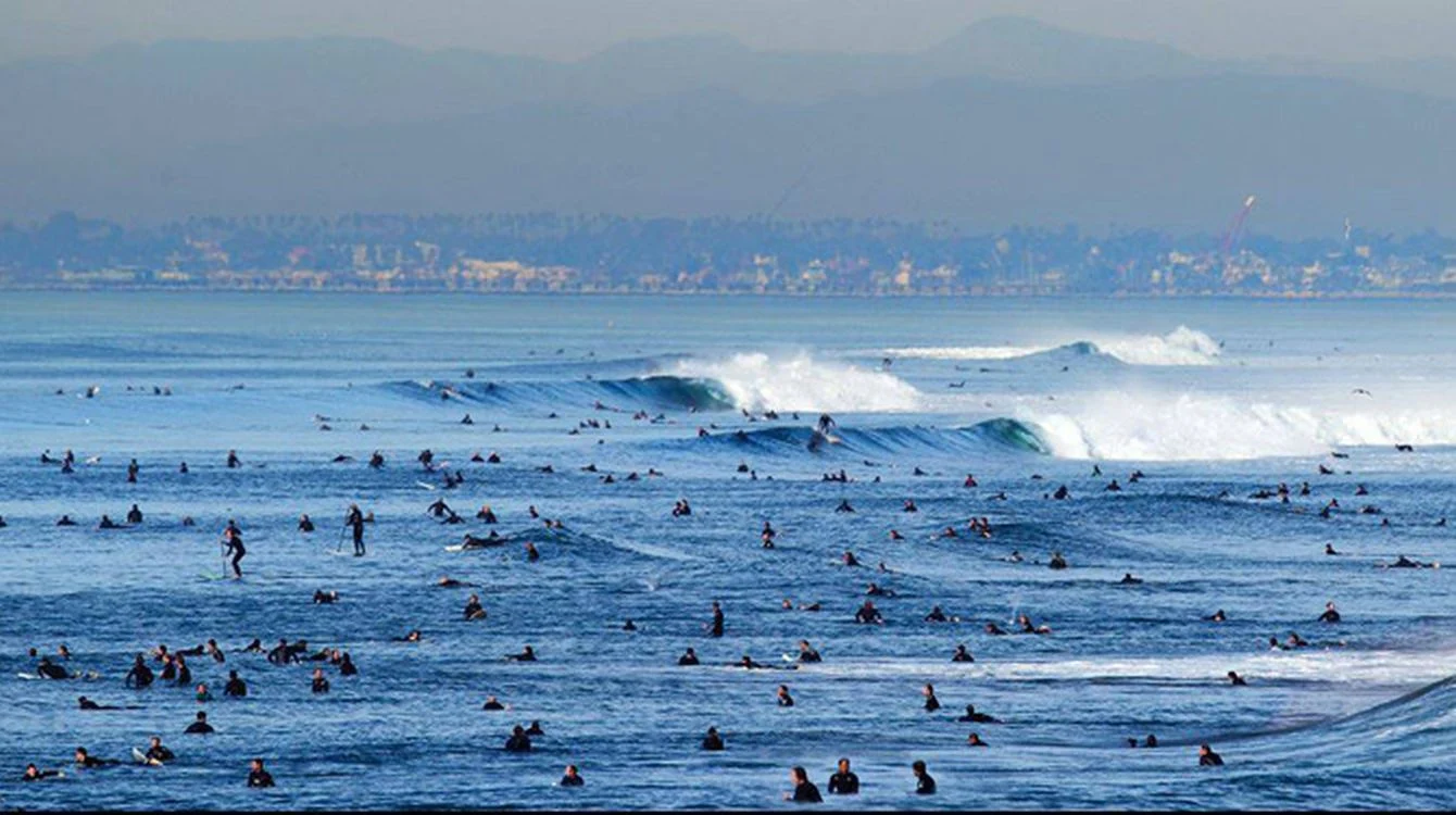 crowded_surf