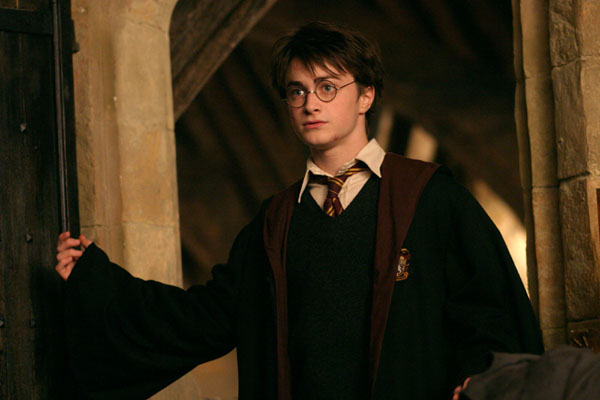 Daniel Radcliffe Harry Potter and the Prisoner of Azkaban movieloversreviews.filminspector.com
