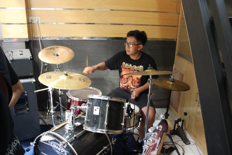 Caddazz Muzzik Indonesia Chalkzone