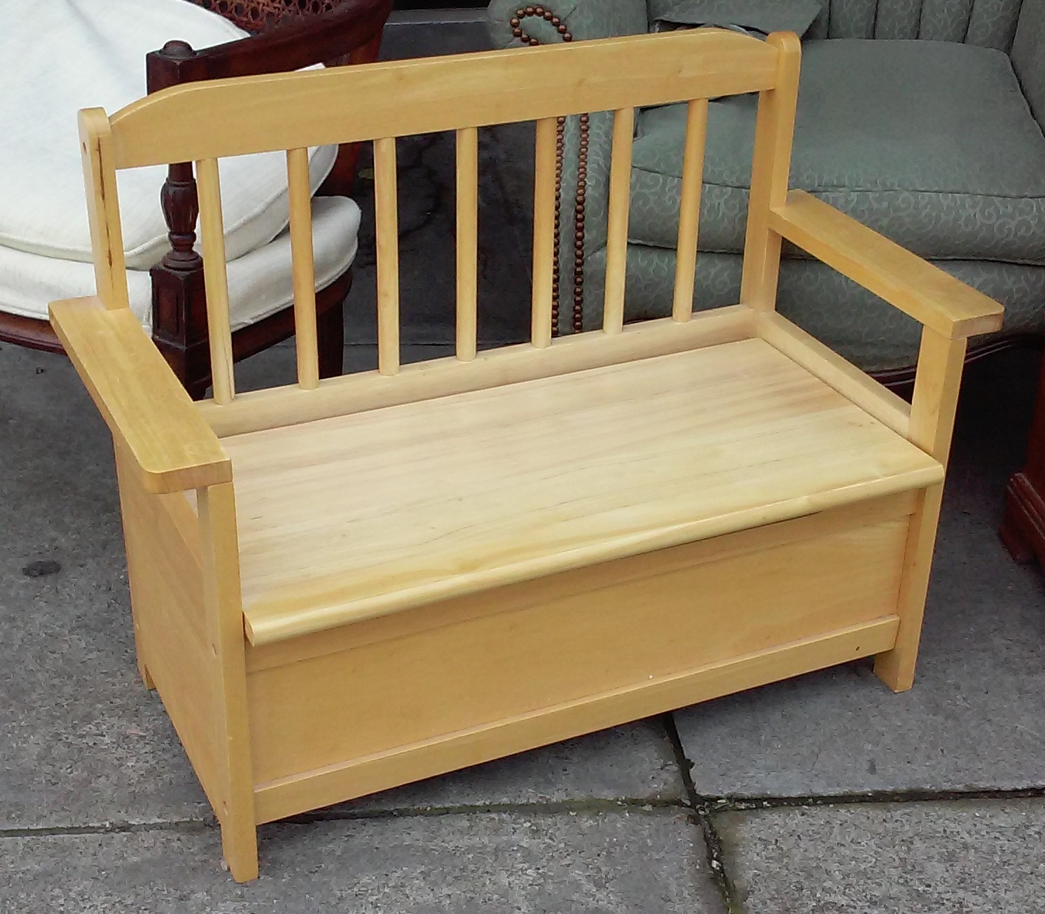 UHURU FURNITURE & COLLECTIBLES SOLD 32" Wide Children's Bench with