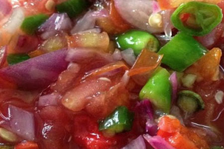 Resep Sambal Dabu Dabu Khas Manado - Resep Masakan Spesial