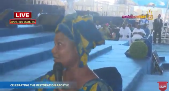 5 Photos: Stepahnie Otobo's mother goes on her knees to beg Apostle Suleman for forgiveness