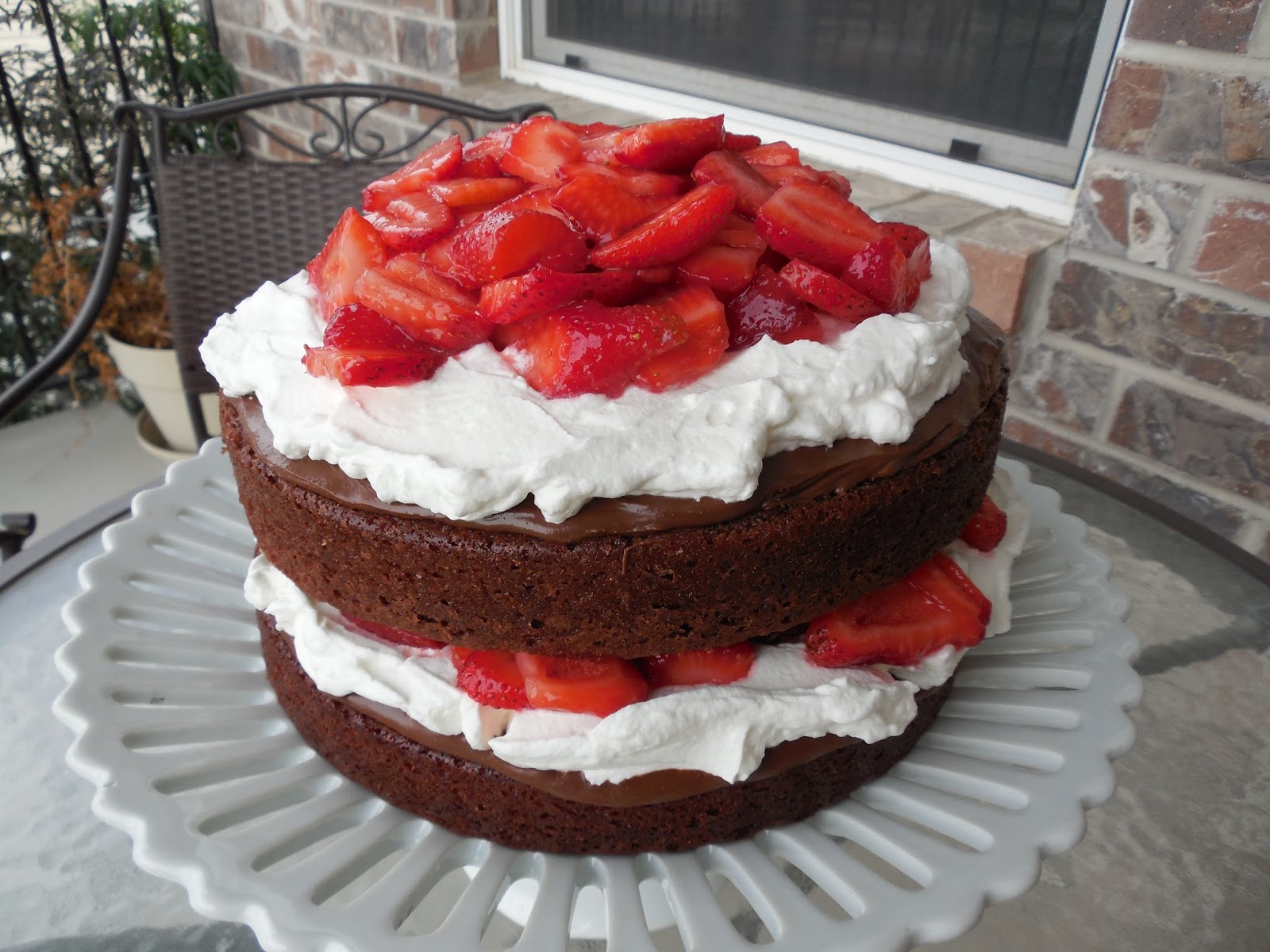 Nutella Fresh Cake