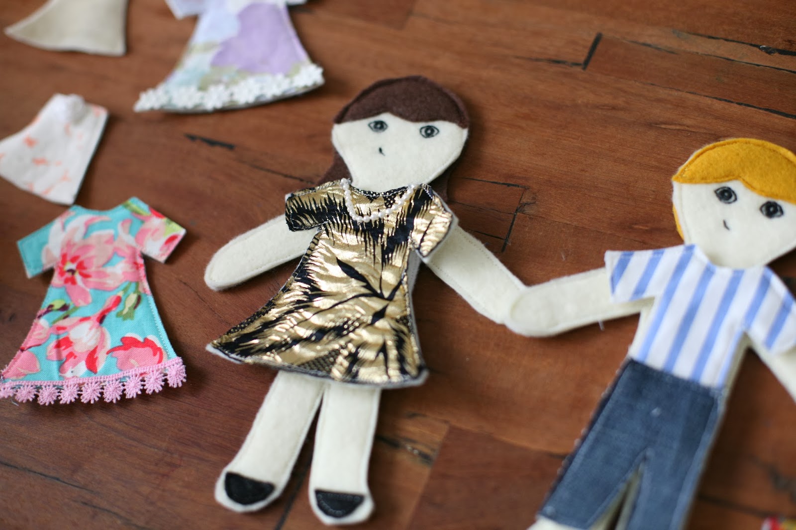 little-mr-moo-felt-paper-dolls