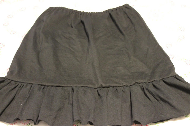 Lilyquilt: T-shirt Ruffle Skirt--Pattern and Tutorial
