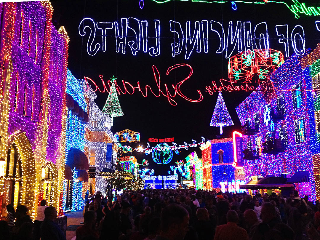 A SoCal Story The best dancing Christmas lights ever