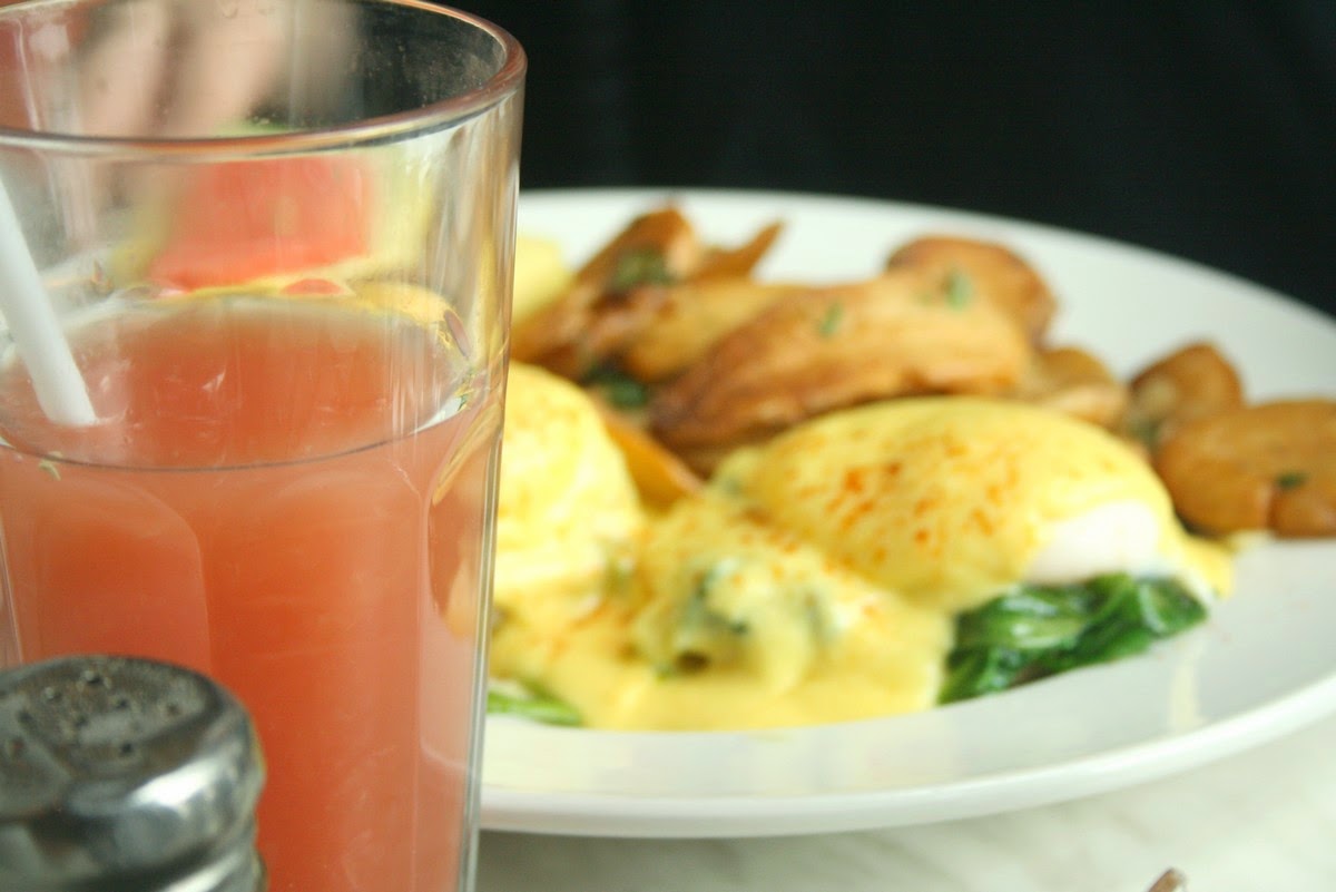 Brunch au Eggspectation de la Place des Arts