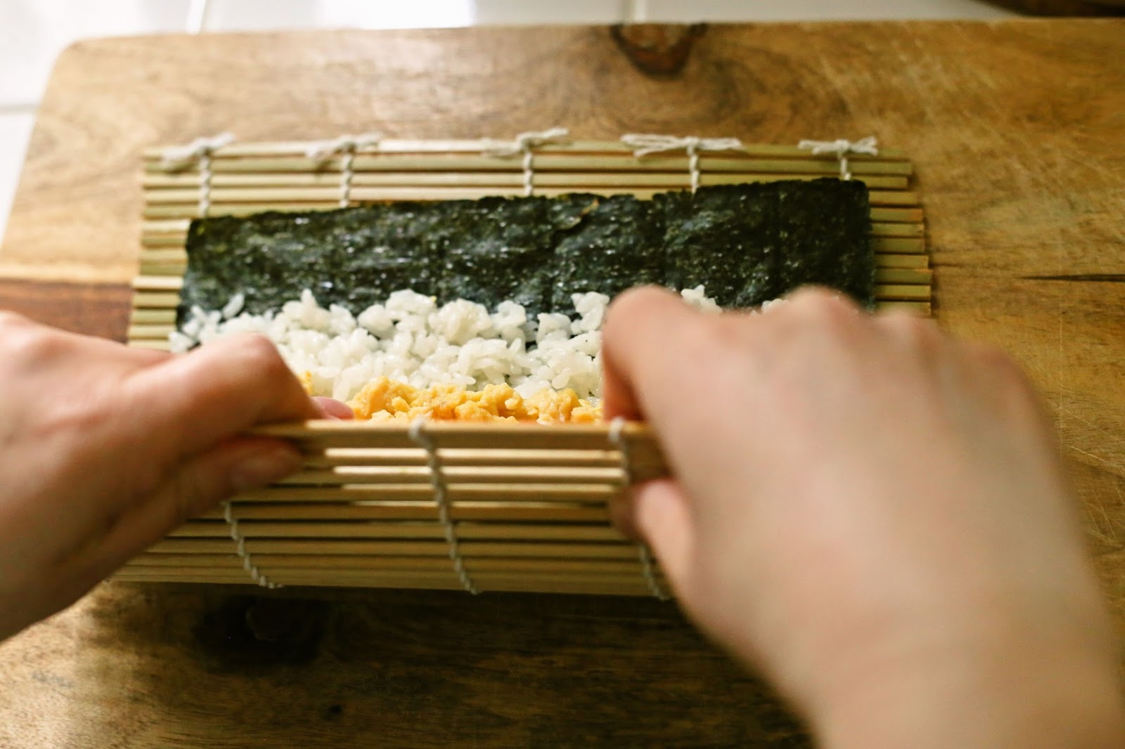 Perfectly imperfect : Here it is! Maki Roll Sushi recipe!