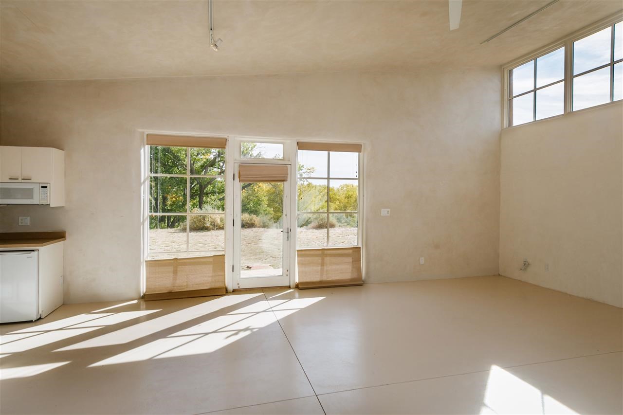 Studio Duermevela AGNES MARTIN STUDIO AND HOME