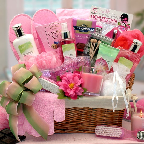 pamper mom gift basket