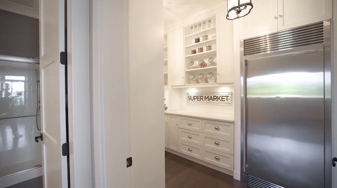 57 Interior Design Photos vs. 319 184 St, Surrey, BC Luxury Home Tour