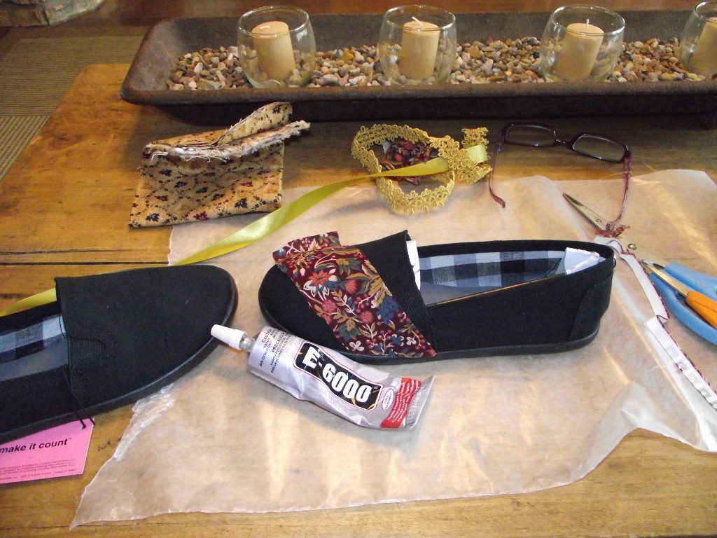 A Place for Margo's Stuff Shoe Crafting