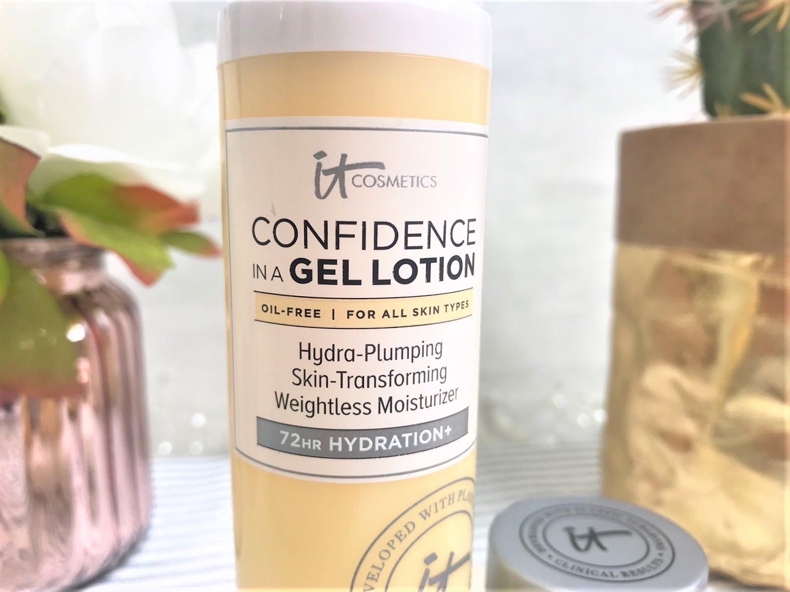 IT Cosmetics Confidence In A Gel Lotion Review Kathryn's Loves
