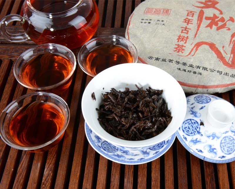 Сколько пить заваренный чай. Шу пуэр заваренный. Пуэр китайский чай рассыпной. Чайная церемония да Хун ПАО. Чай пуэр заварка.