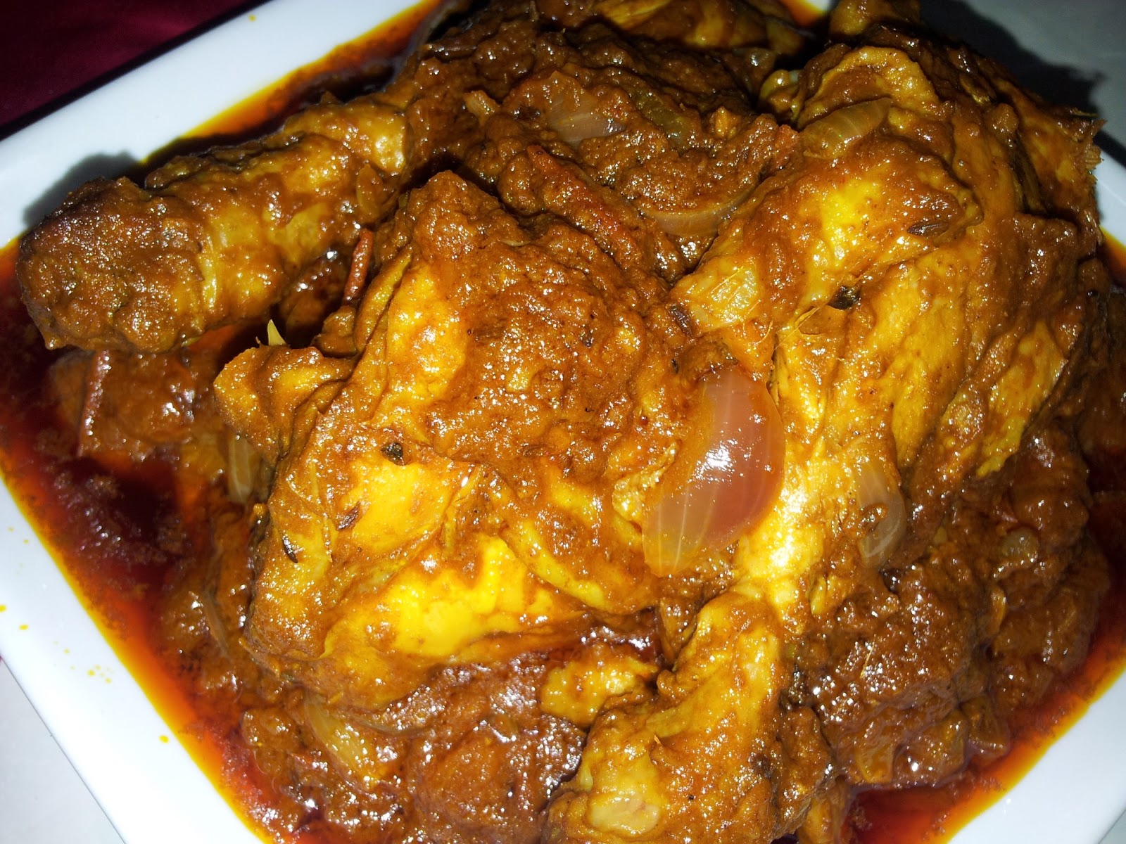Sumanarthy's Kitchen Onion Masala Chicken