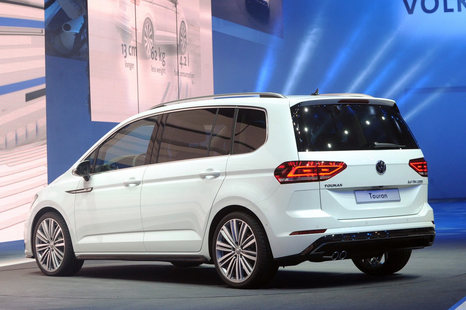 All New 2016 Volkswagen Touran Revealed On The Mqb