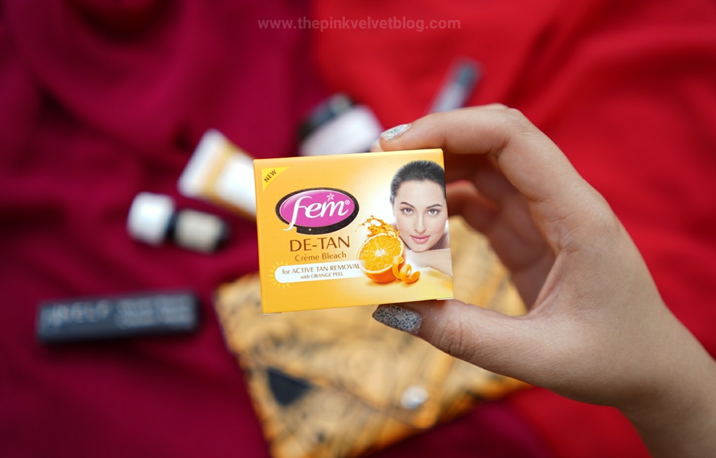 May Fab Bag "The Beauty Project" - FEM De-Tan Orange Peel Creme Bleach May Fab Bag "The Beauty Project" - FEM De-Tan Orange Peel Creme Bleach