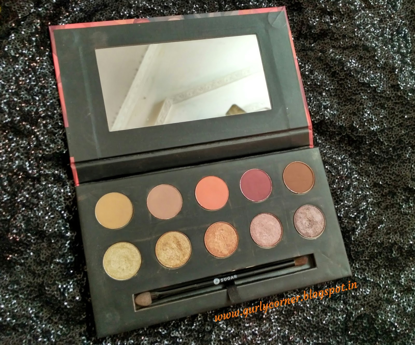 Sugar Cosmetics Blend The Rules Eyeshadow Palette 01 Vogue Review and