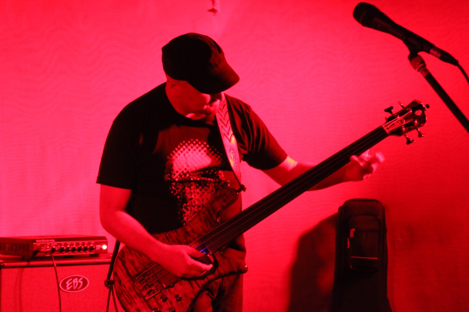 Retroelektro группа. Тим 2015. Тим 2015. Тим 2015. Movistar.