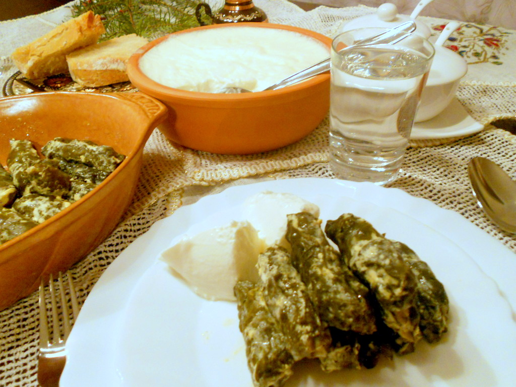 Pirinç Yufkası Sarma (Etli) Pirinç Yufkası Sarma (Etli)