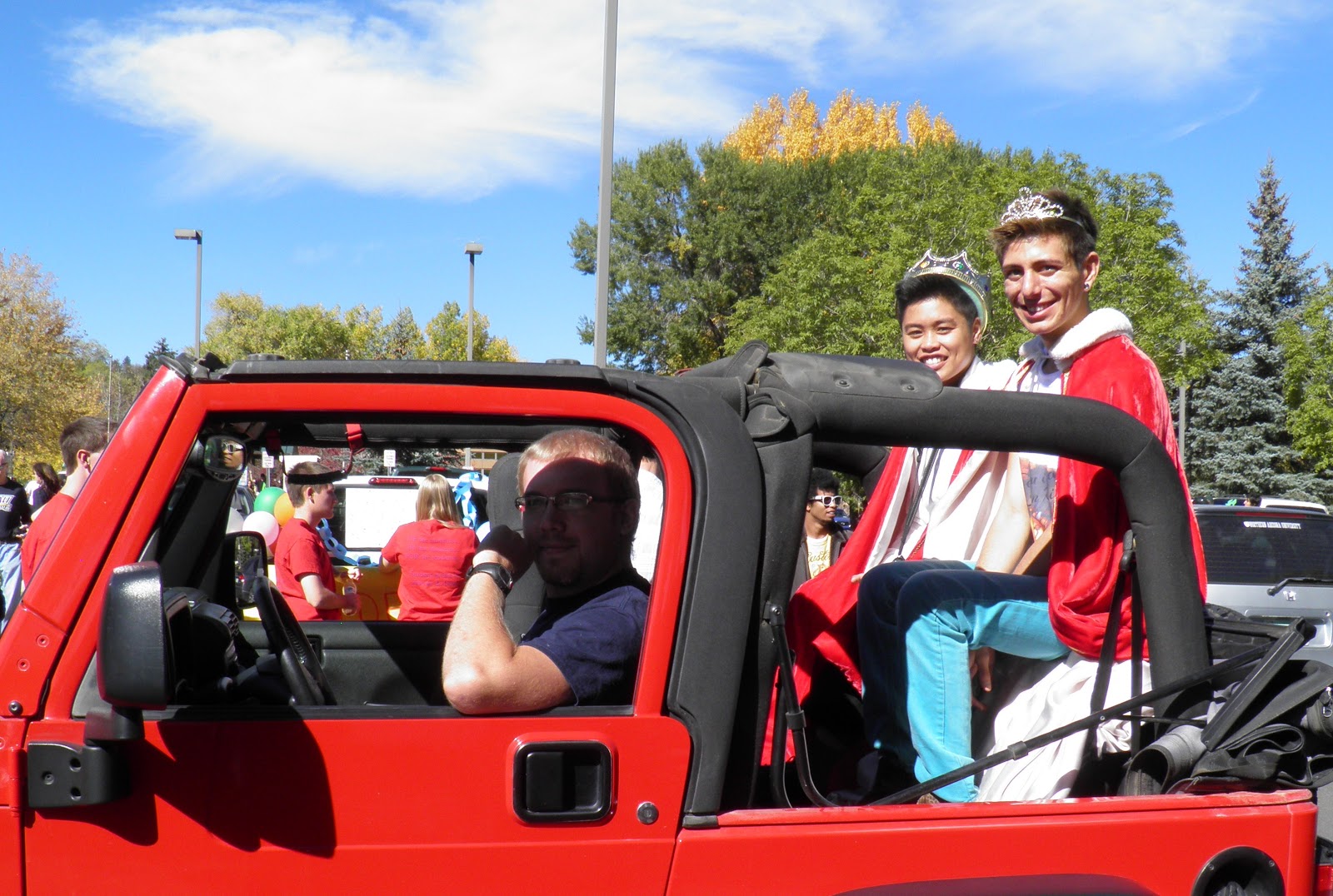 walking flagstaff nau parade behind the scenes